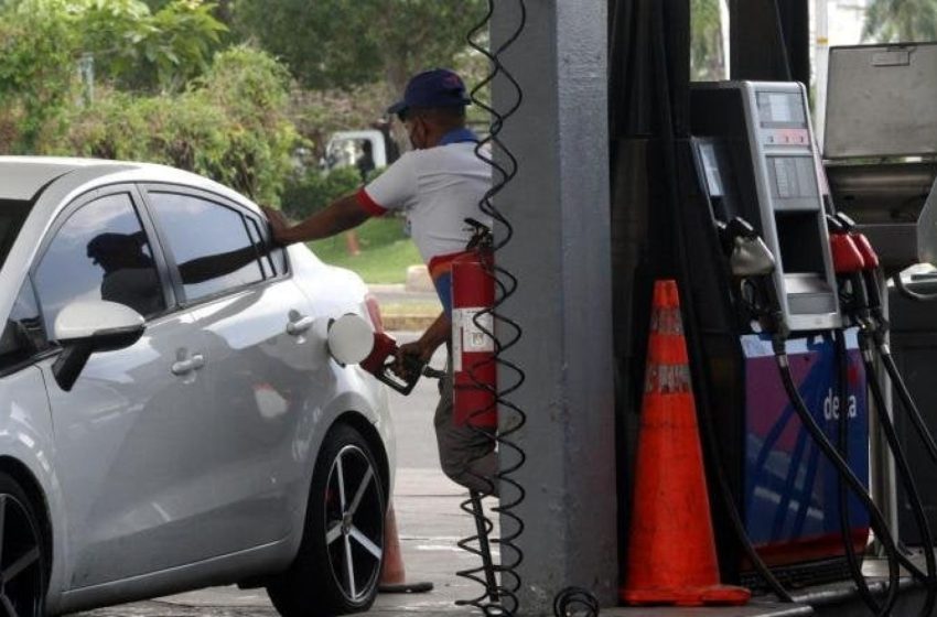  ¡Buenas noticias! Anuncian que los precios del combustible registrarán una baja a partir de este viernes 17