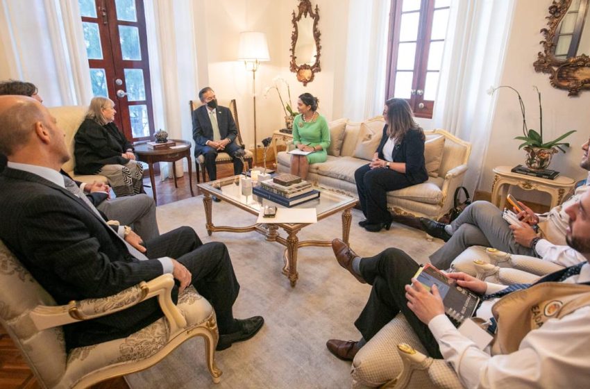  Misión de Observación Electoral de la OEA se reúnen con el presidente Cortizo