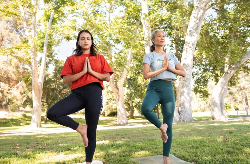  Conoce cómo el yoga contribuye con tu bienestar