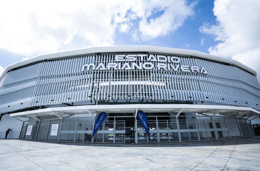  Presidente Cortizo inaugura Estadio de béisbol Mariano Rivera