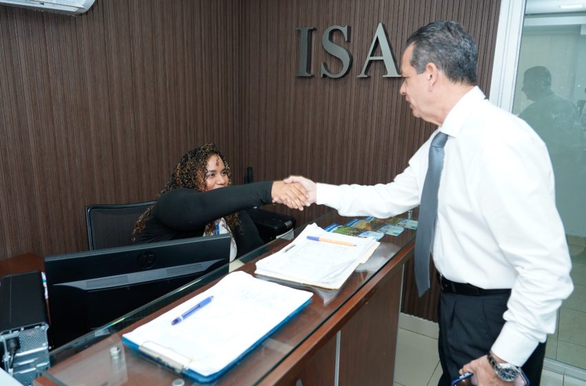  Autoridades del ISA realizan recorrido