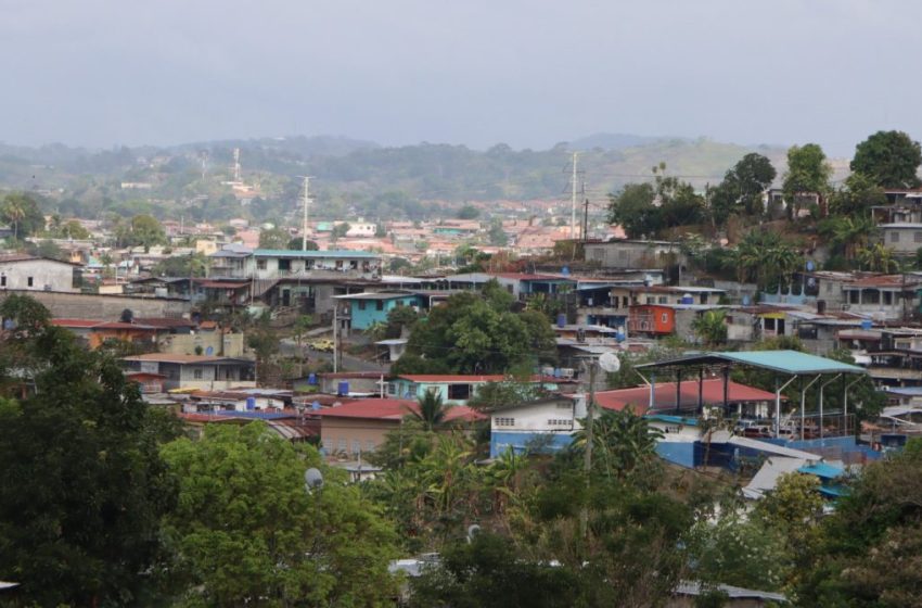  Afinan estrategias de trabajo para atender afectaciones a viviendas por Teleférico de San Miguelito