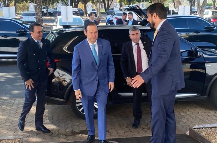  Ministro Moltó continúa su segundo día de gira estratégica en Brasil