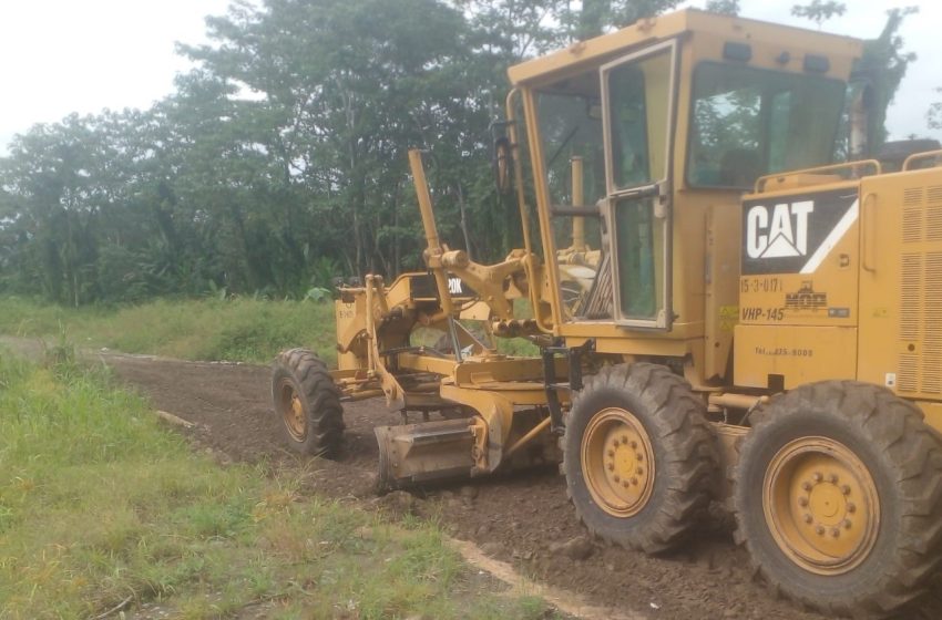  MOP mejora camino de acceso al vertedero de Changuinola