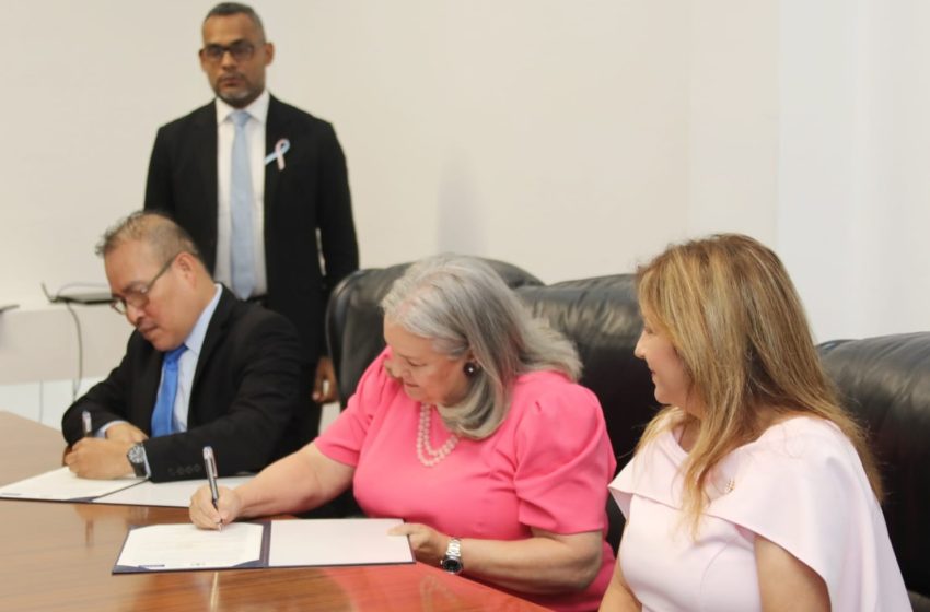  MIDES firma memorando en la lucha contra el cáncer