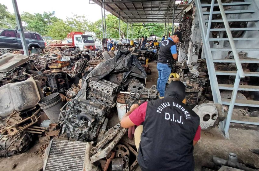  En La Chorrera: Allanan rastros para ubicar autos y piezas de dudosa procedencia