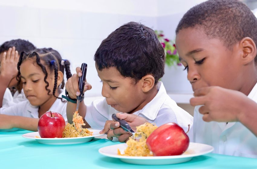  Inauguran cocina modelo en escuela de San Miguelito