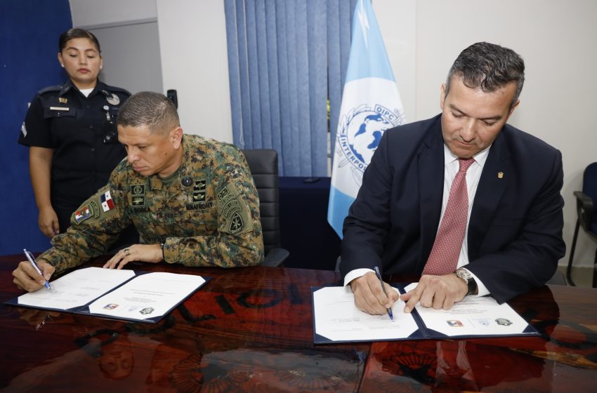  Policía Nacional, Senafront e Interpol firman acuerdo de cooperación internacional