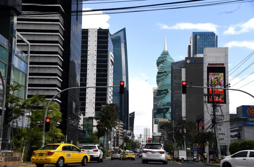  Panamá mantiene comunicación con mercados de capitales