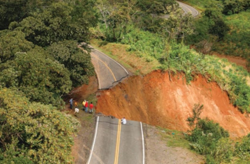  Gobierno ejecutará plan de atención de vías afectadas por tormenta Rafael