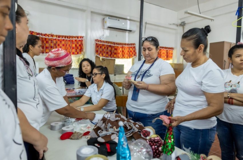  Privadas de libertad se preparan para el gran Bazar navideño