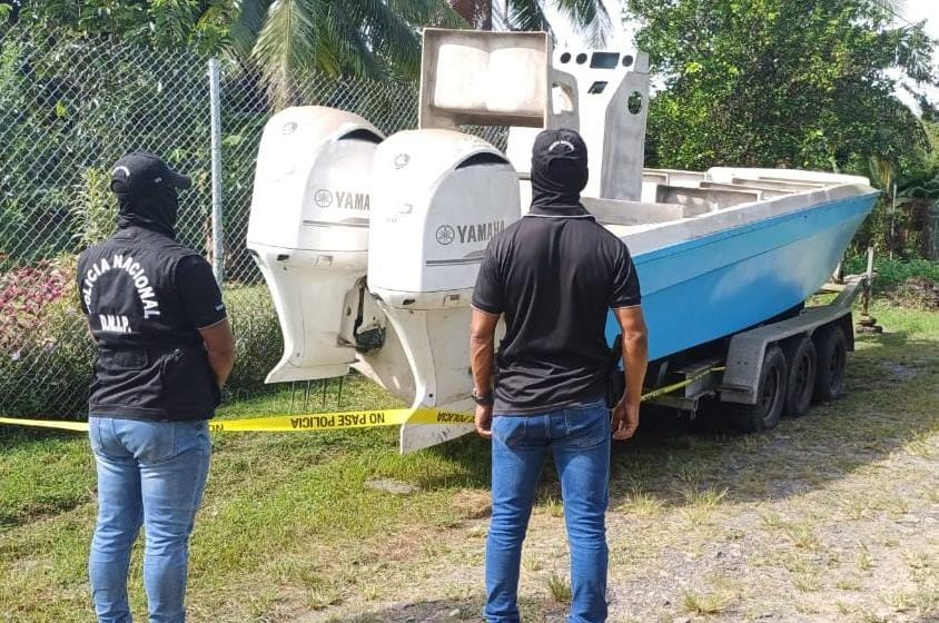  En Chame, la policía recupera una lancha con denuncia de hurto