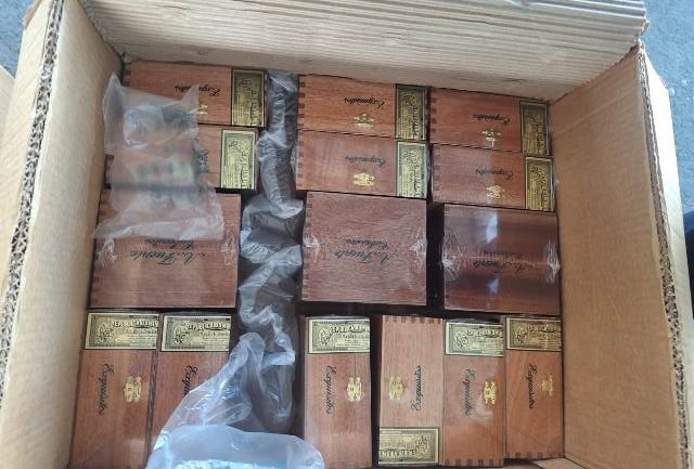  Se registran retenciones de cigarrillos y mercancías en Divisa y Zona Libre de Colón