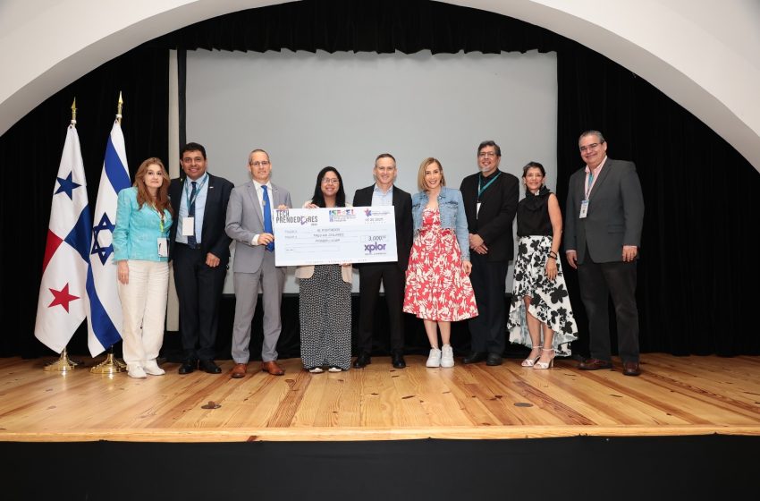  Emprendimiento Scholarshine gana concurso Techprendedores