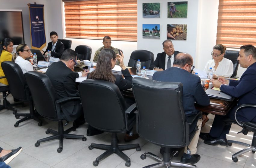 Reactivan Comisión Interinstitucional contra la Pesca Ilegal en Panamá