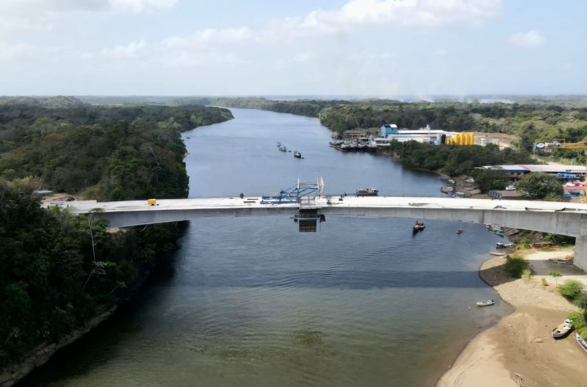  Ministro Andrade supervisa el 95% de avance físico del puente sobre el río Bayano