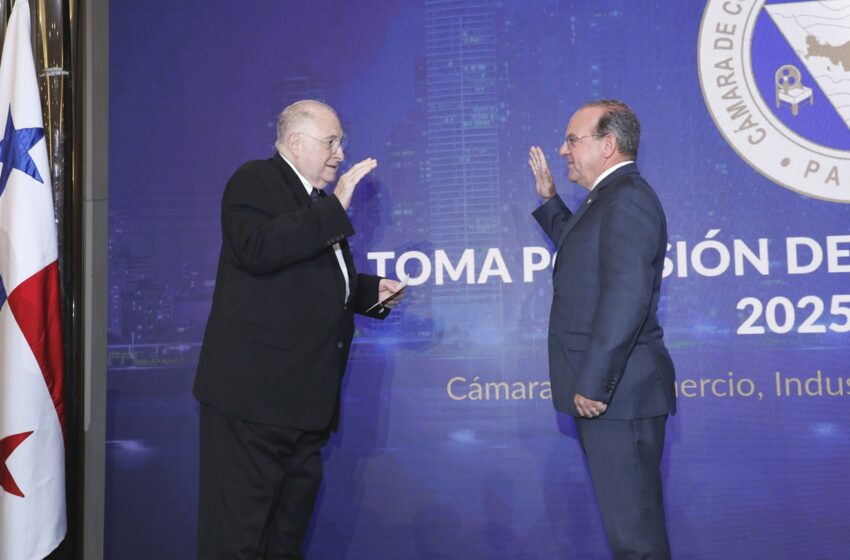 Juan Arias asume segundo periodo como presidente de la CCIAP