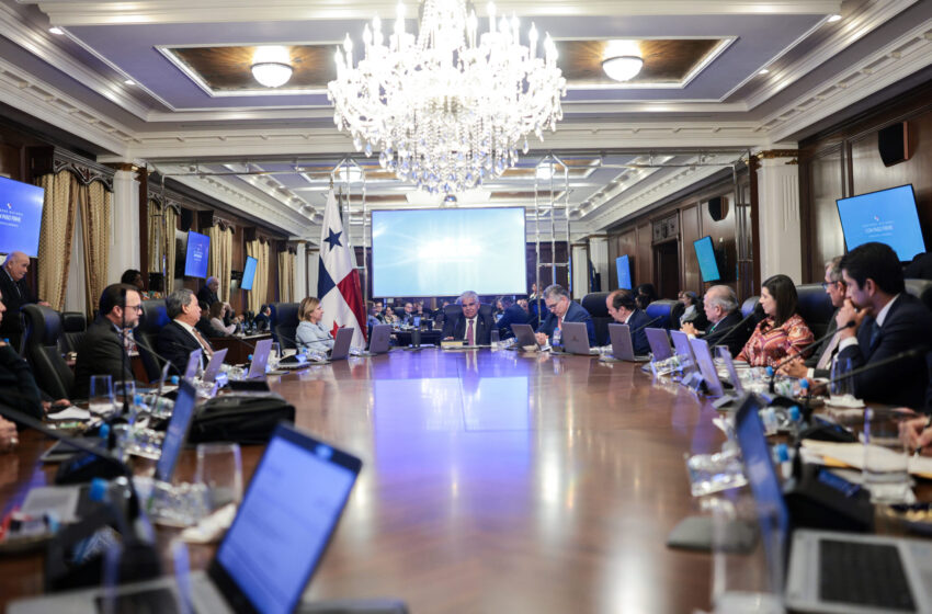  Panamá se adhiere a fondo del BID y modifica préstamo con la CAF