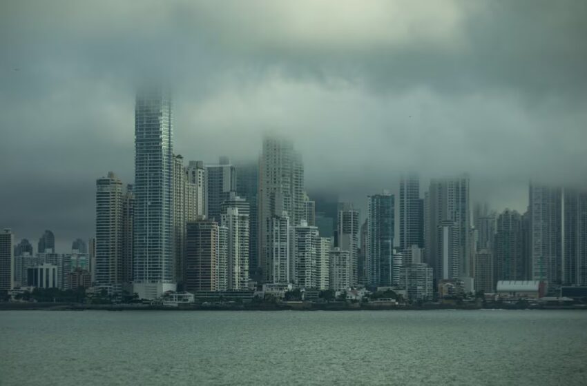 SINAPROC emite aviso de vigilancia por fuertes lluvias y tormentas eléctricas en el país