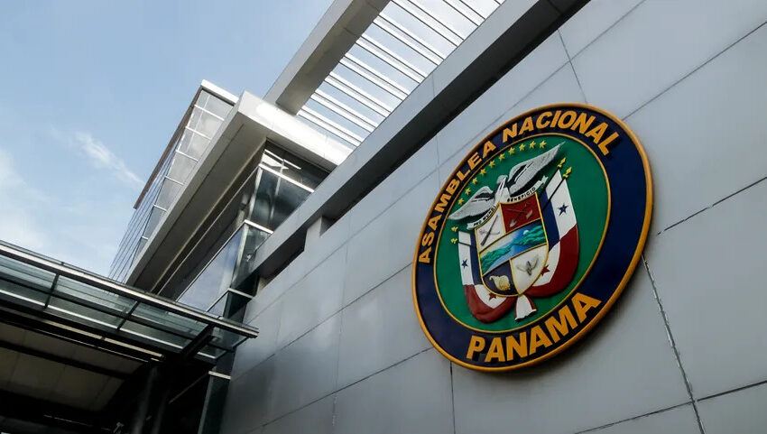 Aprueban traslados de partidas al Ministerio de Gobierno