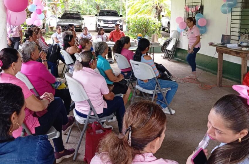  Mujeres rurales organizan programa de actividades