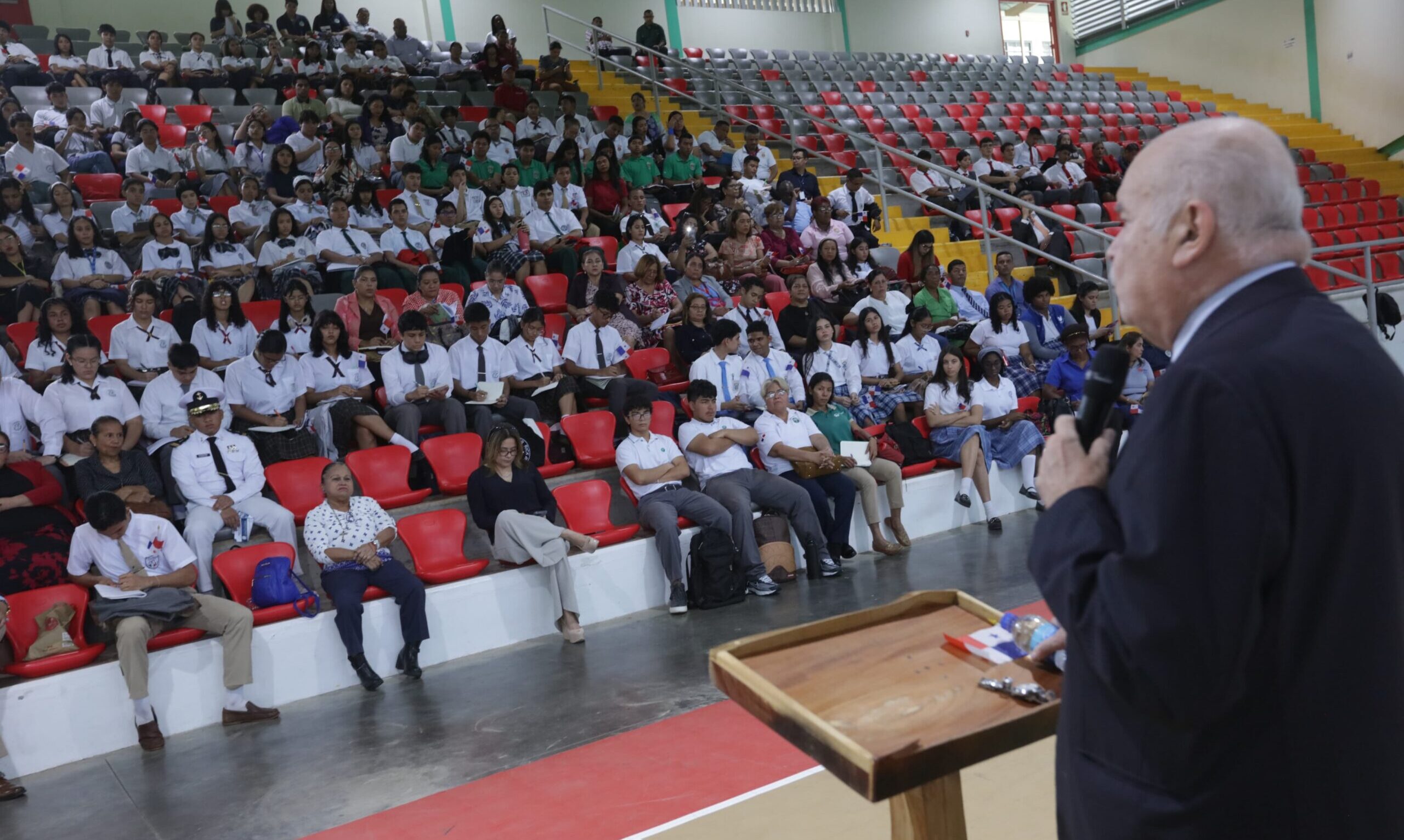 Jornada de inducción al Concurso Nacional de Oratoria 2025 llega a ...