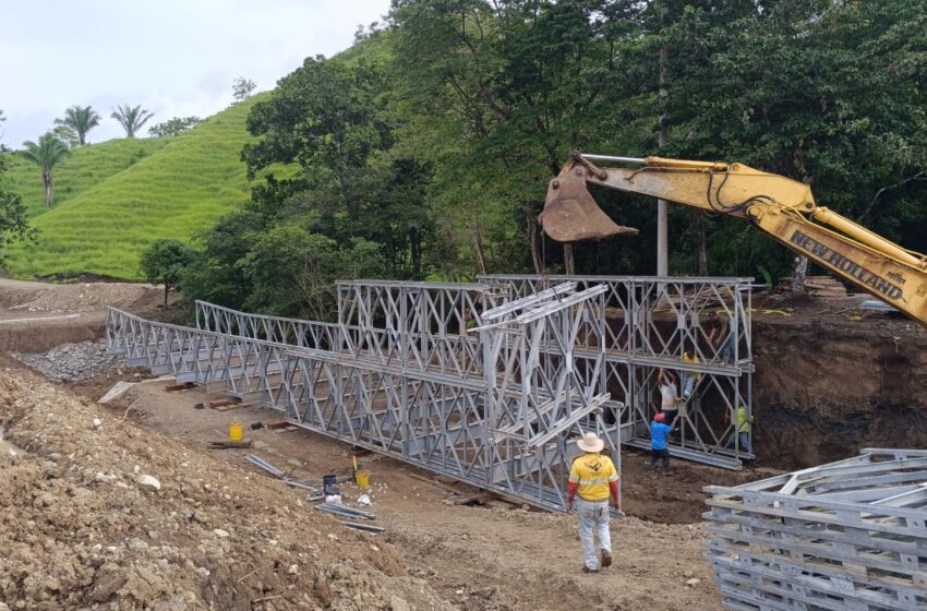  Instalación de puente modular sobre el río Bonito, en Darién presenta un 75%