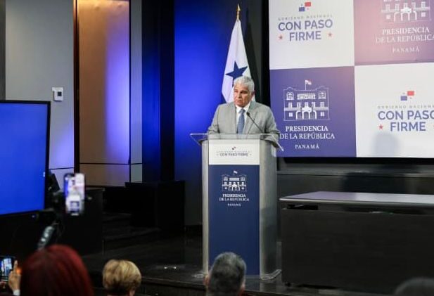 Mulino anuncia medidas de protección para productores nacionales de leche