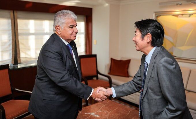 Banco japonés interesado en financiar el tren Panamá-David-Frontera