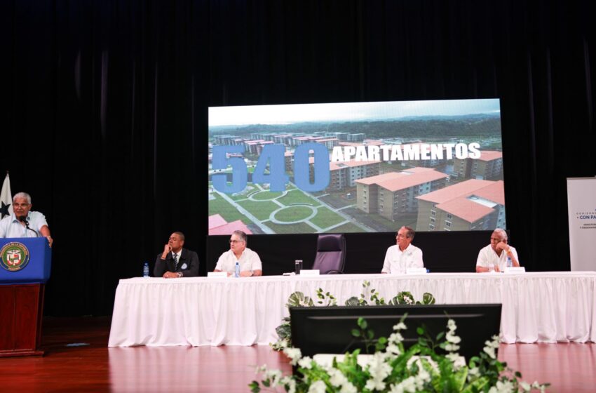 Mulino inicia entrega de 540 apartamentos para 2 mil colonenses