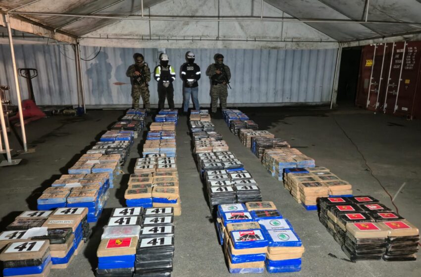  Más de 1,200 paquetes de presunta droga son decomisados en Rodman