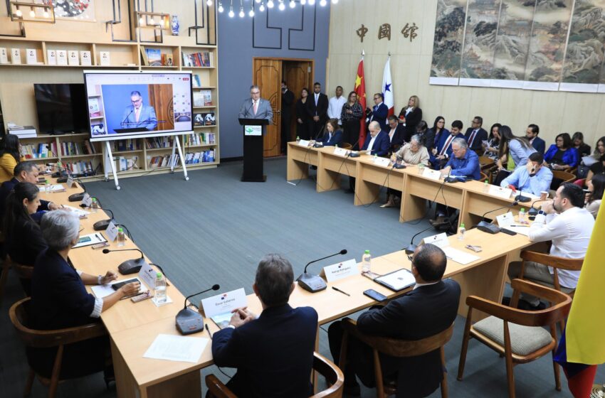 Panamá y Colombia avanzan en la actualización de la interconexión eléctrica binacional