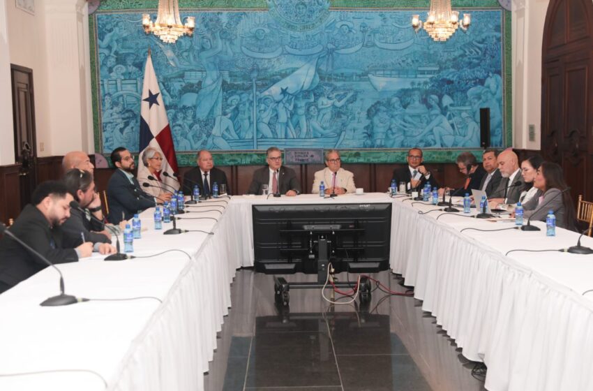 Gobierno impulsará acciones sociales en comunidades impactadas por la interconexión eléctrica Panamá-Colombia
