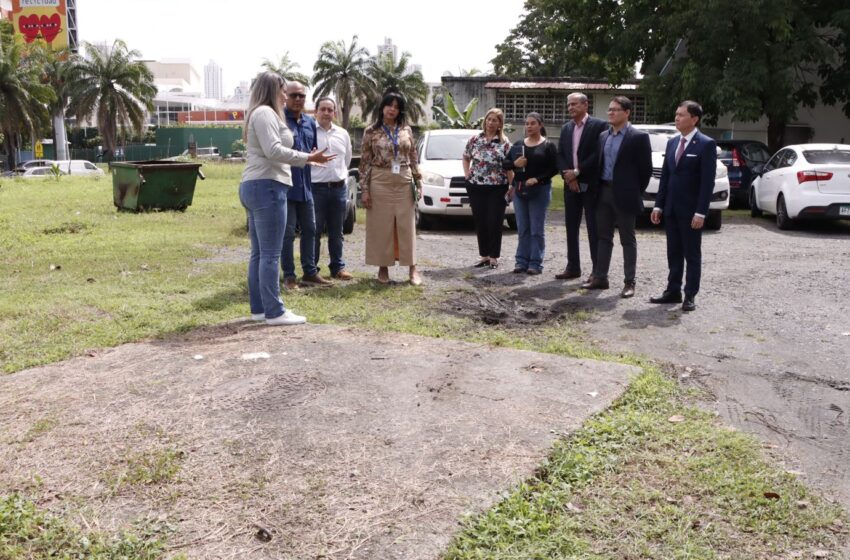 Inspeccionan impacto de trabajos de saneamiento de la bahía en escuelas de Paitilla