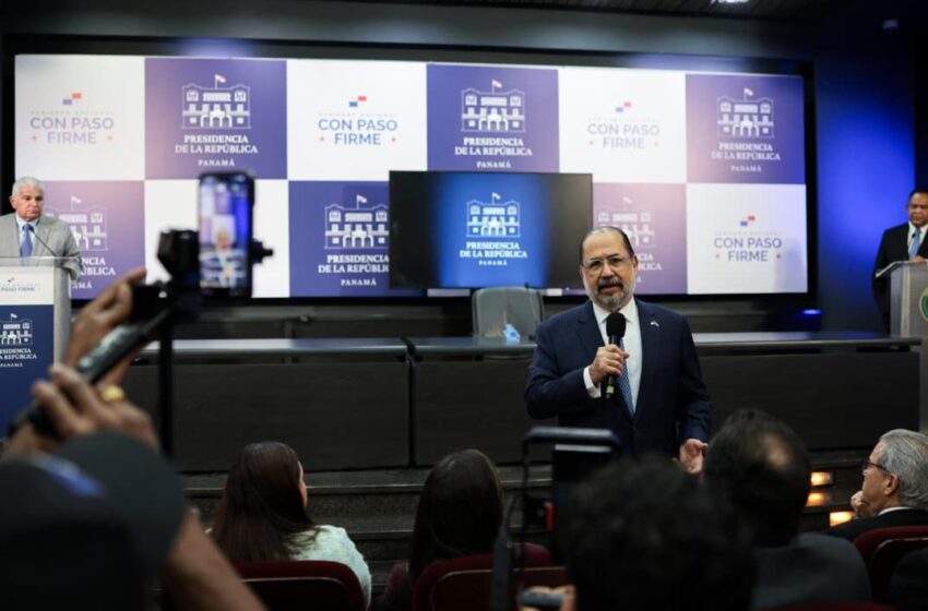Gobierno impulsa a pymes, mejora vías y marca avance en salud con telecirugía robótica