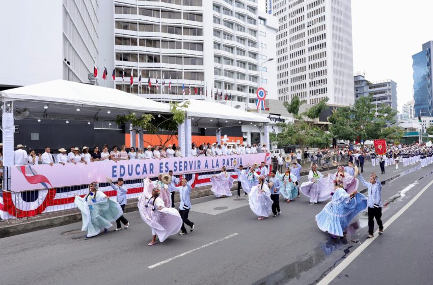  Con gran fervor patriótico, Panamá celebra 122 años de vida republicana