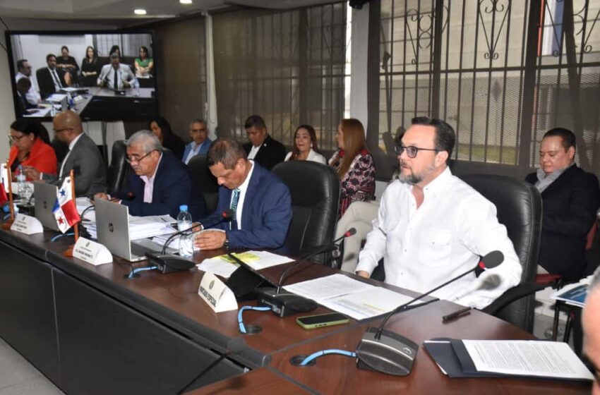  Comisión de Presupuesto avala traslado de $4.7 millones para la defensa de Panamá en arbitrajes internacionales