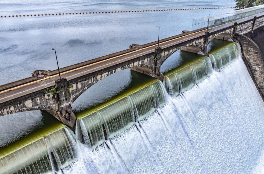  Canal de Panamá advierte sobre vertidos preventivos ante niveles máximos en embalses