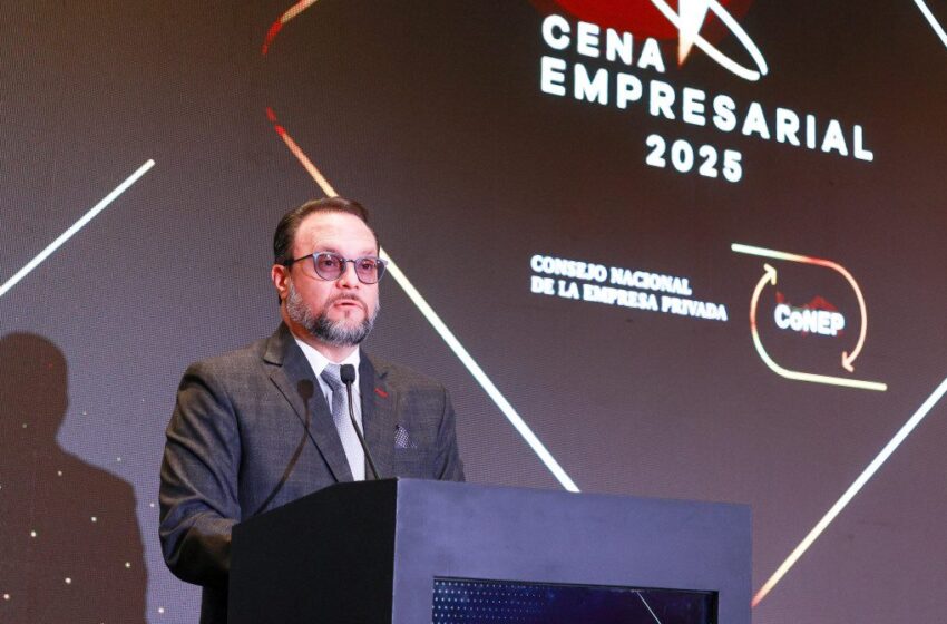  Moltó destaca el trabajo conjunto y pide fortalecer la alianza público–privada