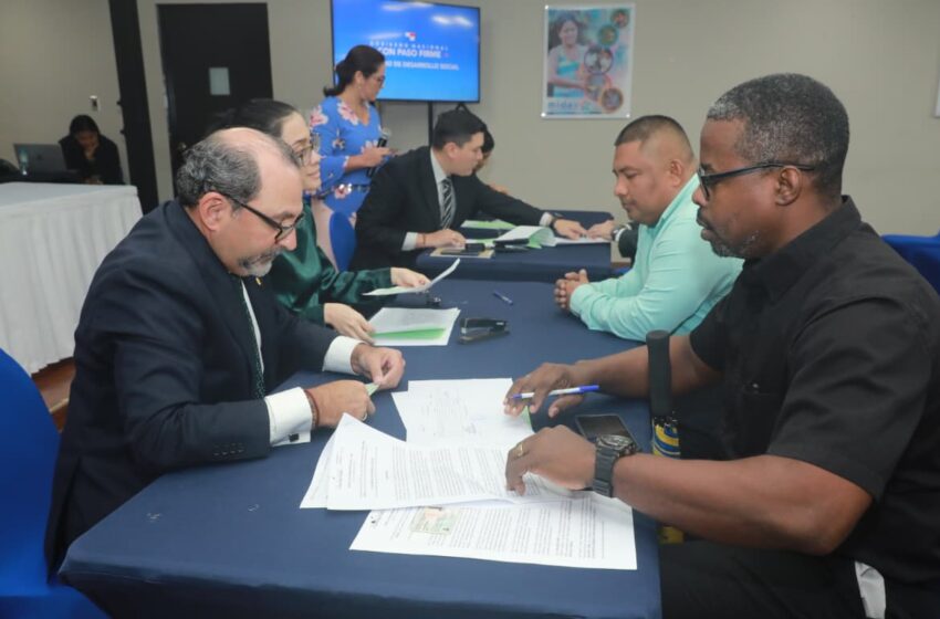  Avanza pago de primas de antigüedad y prestaciones laborales a exfuncionarios del Mides en su séptima jornada