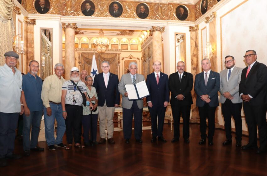  Sancionan ley que garantiza pago de intereses a jubilados por retención de décimos entre 1972 y 1983