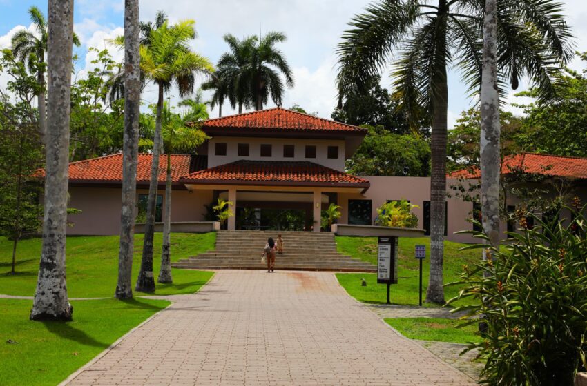  Jardín Botánico Summit recuerda vigencia de regulación sobre uso de plásticos en áreas protegidas