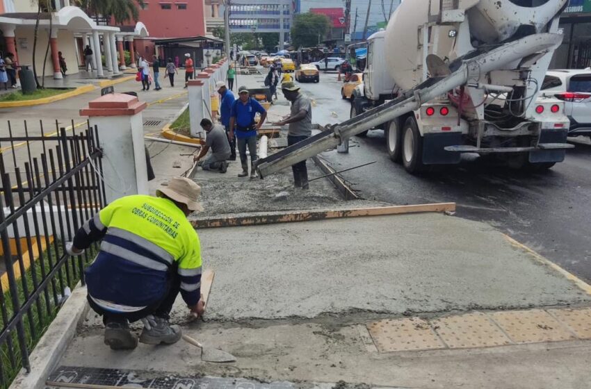  Alcaldía de Panamá retoma construcción y mejoras de aceras en distintos sectores de la ciudad