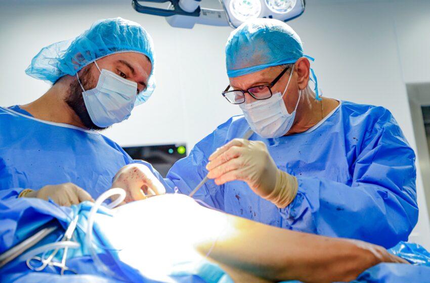  CSS abre convocatoria nacional para 15 especialidades médicas