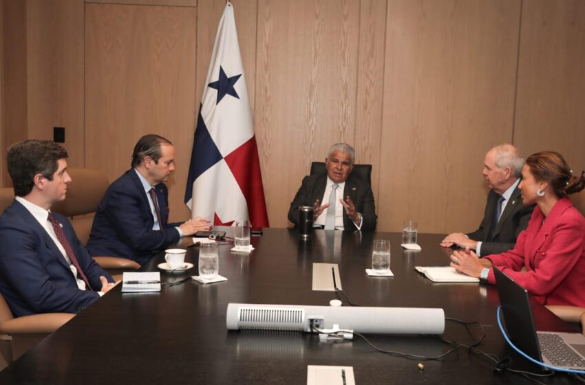  Presidente Mulino se reúne con embajadores ante Estados Unidos, la OEA y la ONU para evaluar posición de Panamá sobre Venezuela