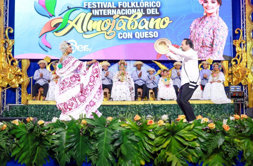  Desde Dolega: ministro del MICI celebra lo Hecho en Panamá bailando en el Festival del Almojábano con Queso