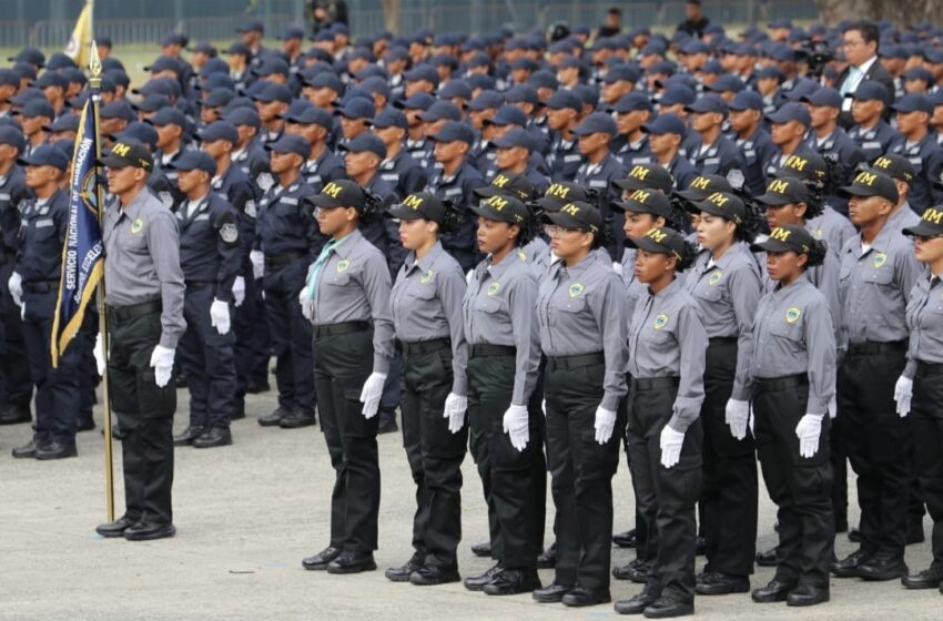  Panamá refuerza la seguridad y el control migratorio con la graduación de 91 nuevos inspectores