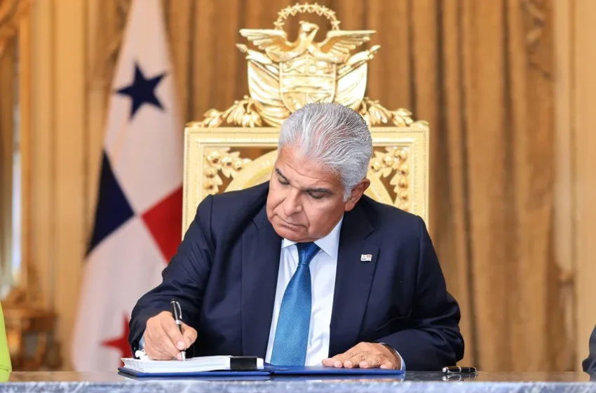  Presidente Mulino sanciona ley de acogimiento familiar como protección temporal