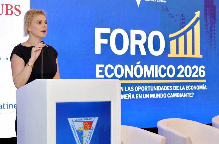  APEDE reúne a expertos y autoridades para debatir el futuro económico de Panamá