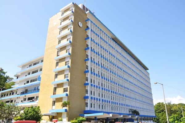  Avanzan investigaciones por insumos médicos vencidos en la CSS tras denuncia de la actual administración